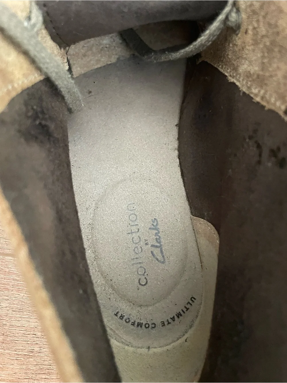 Clarks Men's Suede Chukka Boots in Light Brown